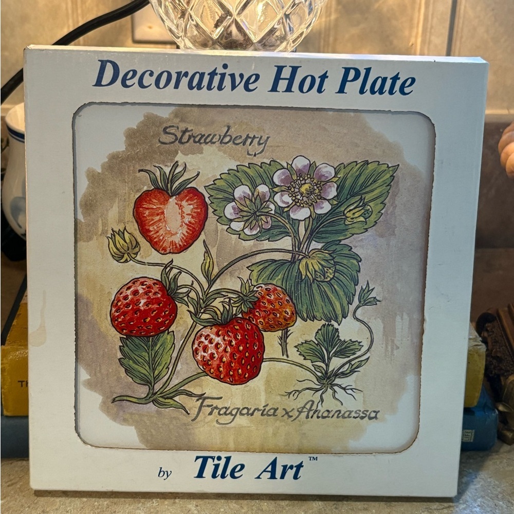Decorative Strawberry Hot Plate by Tile Art 8x8 NIB